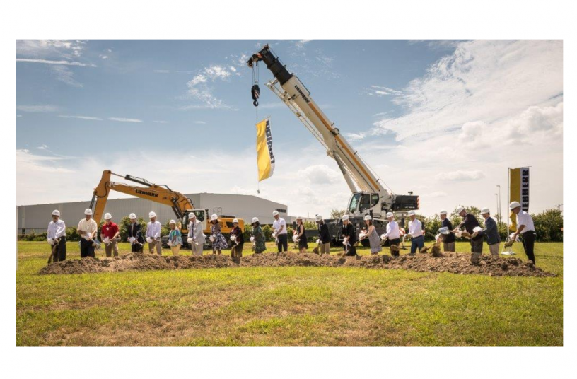 A journey that began in July 2018, when members of the Liebherr family, company executives and Newport News city officials broke ground for the project.